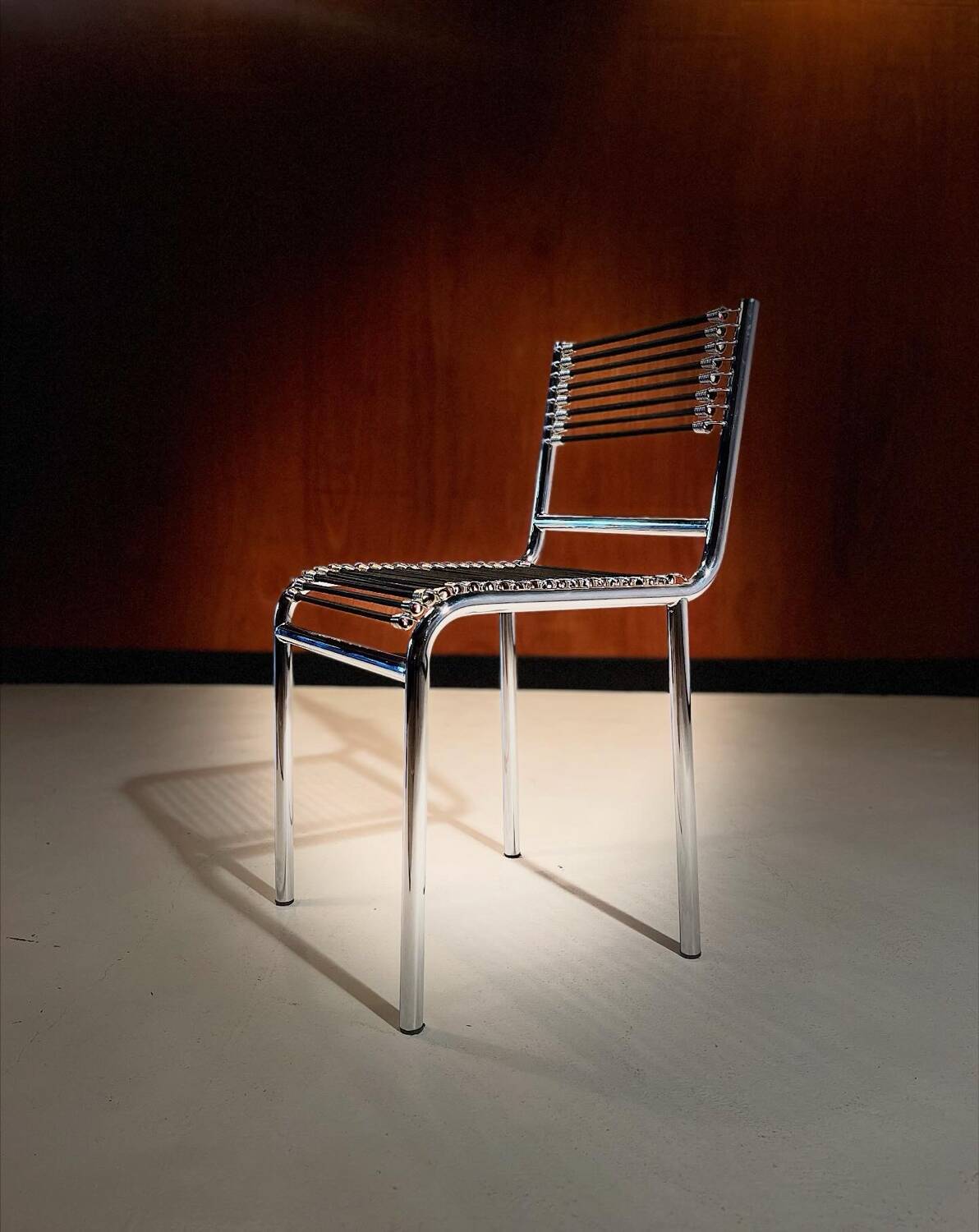 Chaise sandows / René Herbst