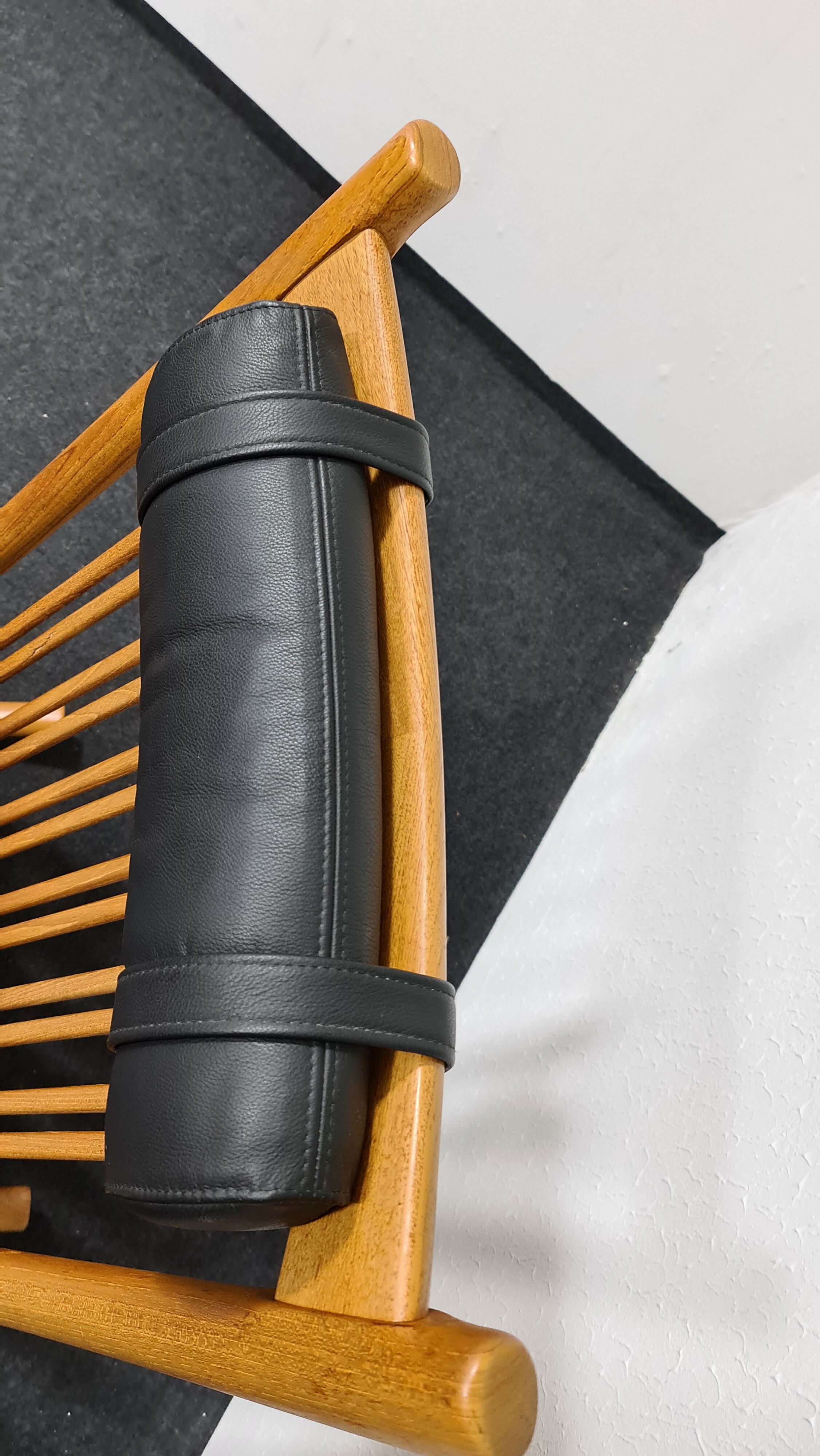 Rocking-chair en teck vintage par Jakob Kjaer