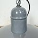 Lampe suspendue en émail gris industriel, années 1960