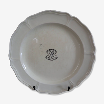 Wedgwood plate in English earthenware 19th black monogram