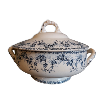 Vintage French soup tureen, late 19th century, from Emile Bourgeois