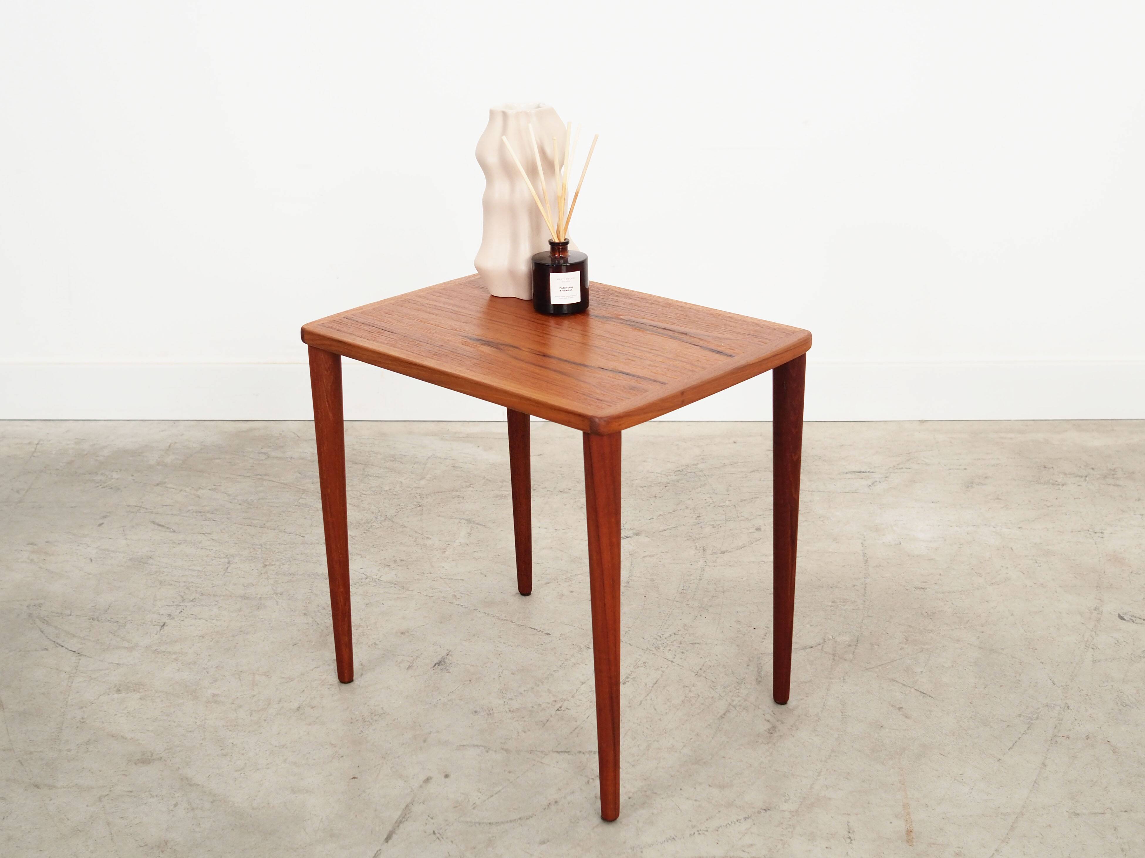 Teak coffee table, Danish design, 1970s, production: Denmark