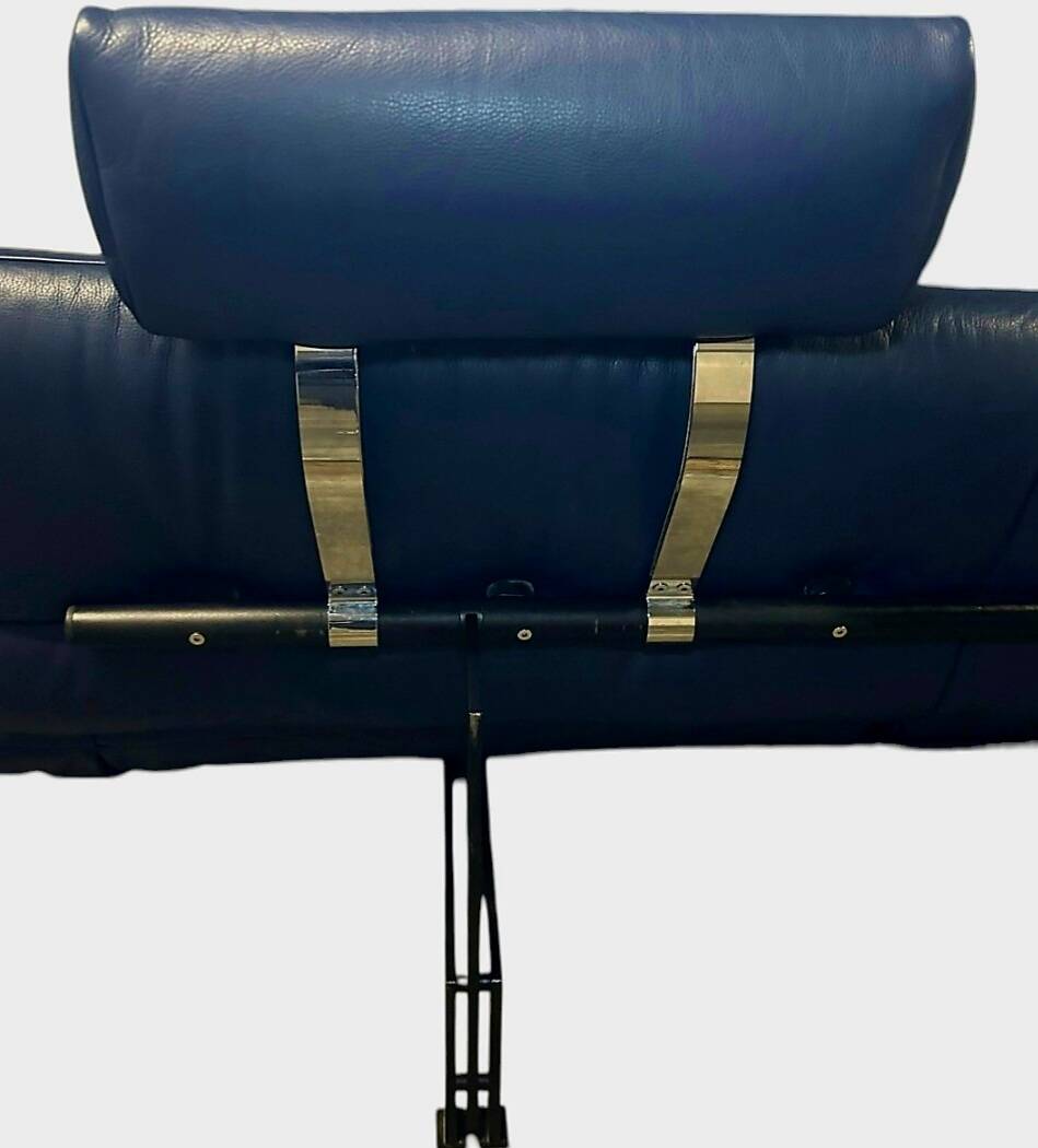 Iconic De Sede DS-140 Sofa (Navy Blue) – Circa 1980