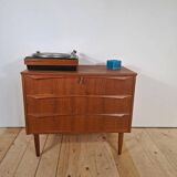 Small vintage chest of drawers with three drawers – Scandinavian mid-century teak design, 1960s