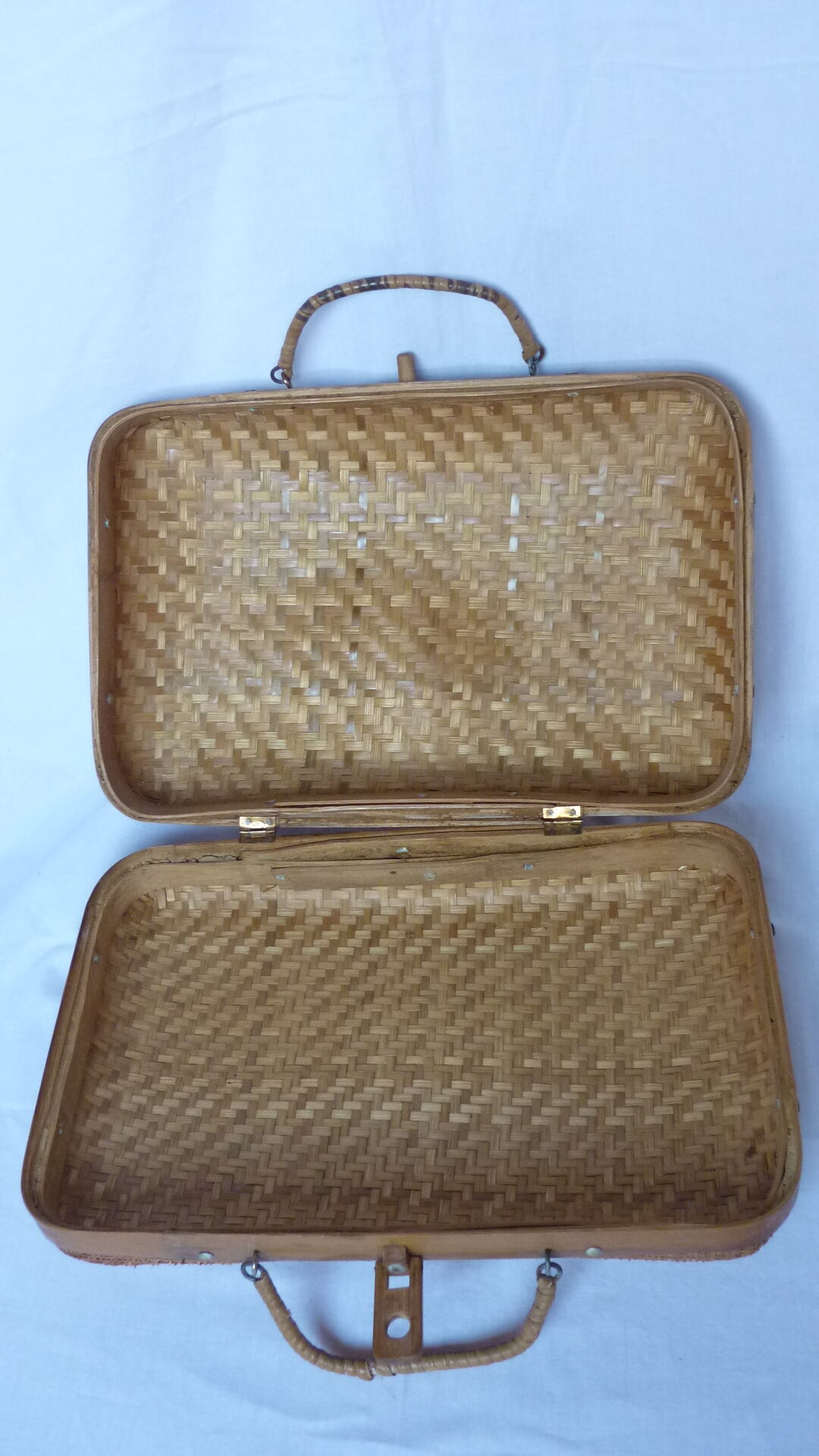70 year wicker case