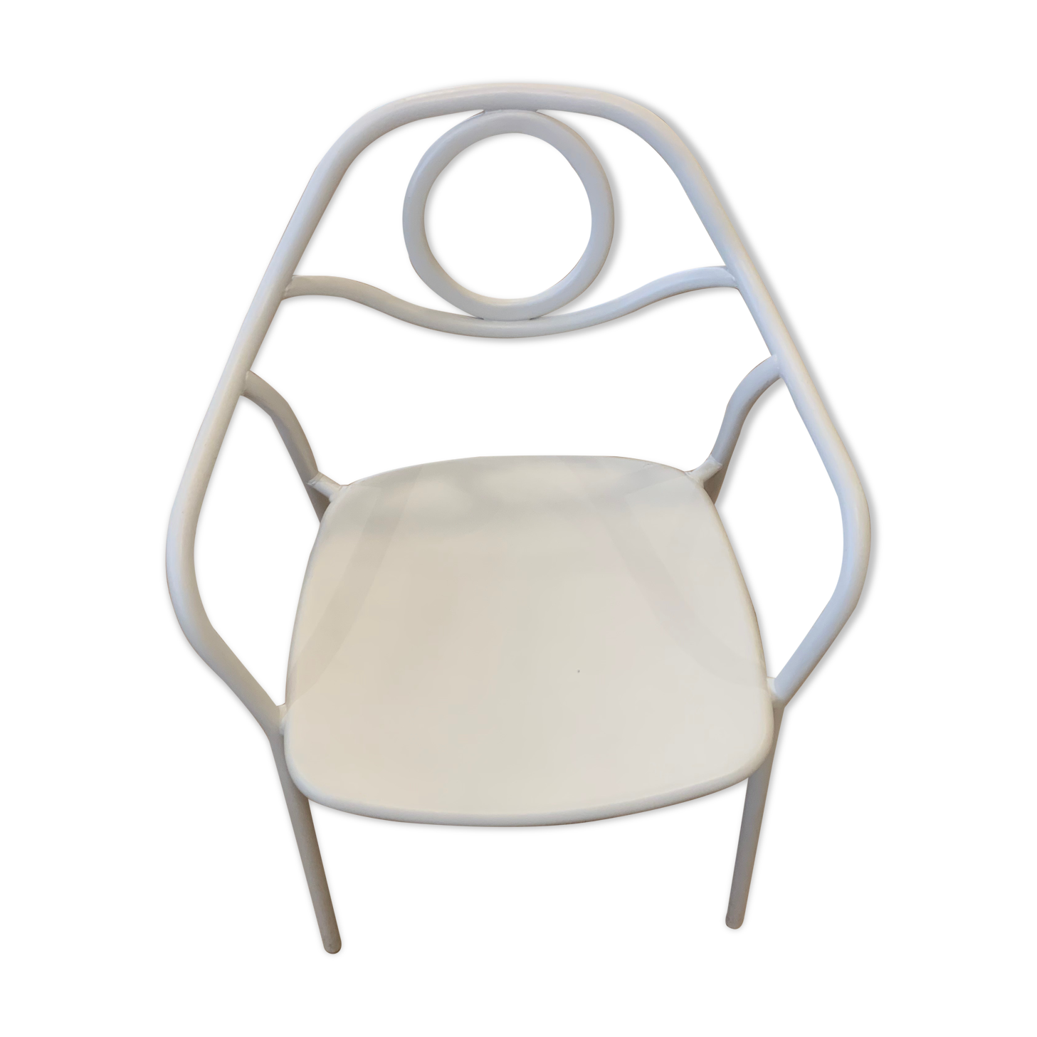 Chaise fauteuil blanche en acier exterieur
