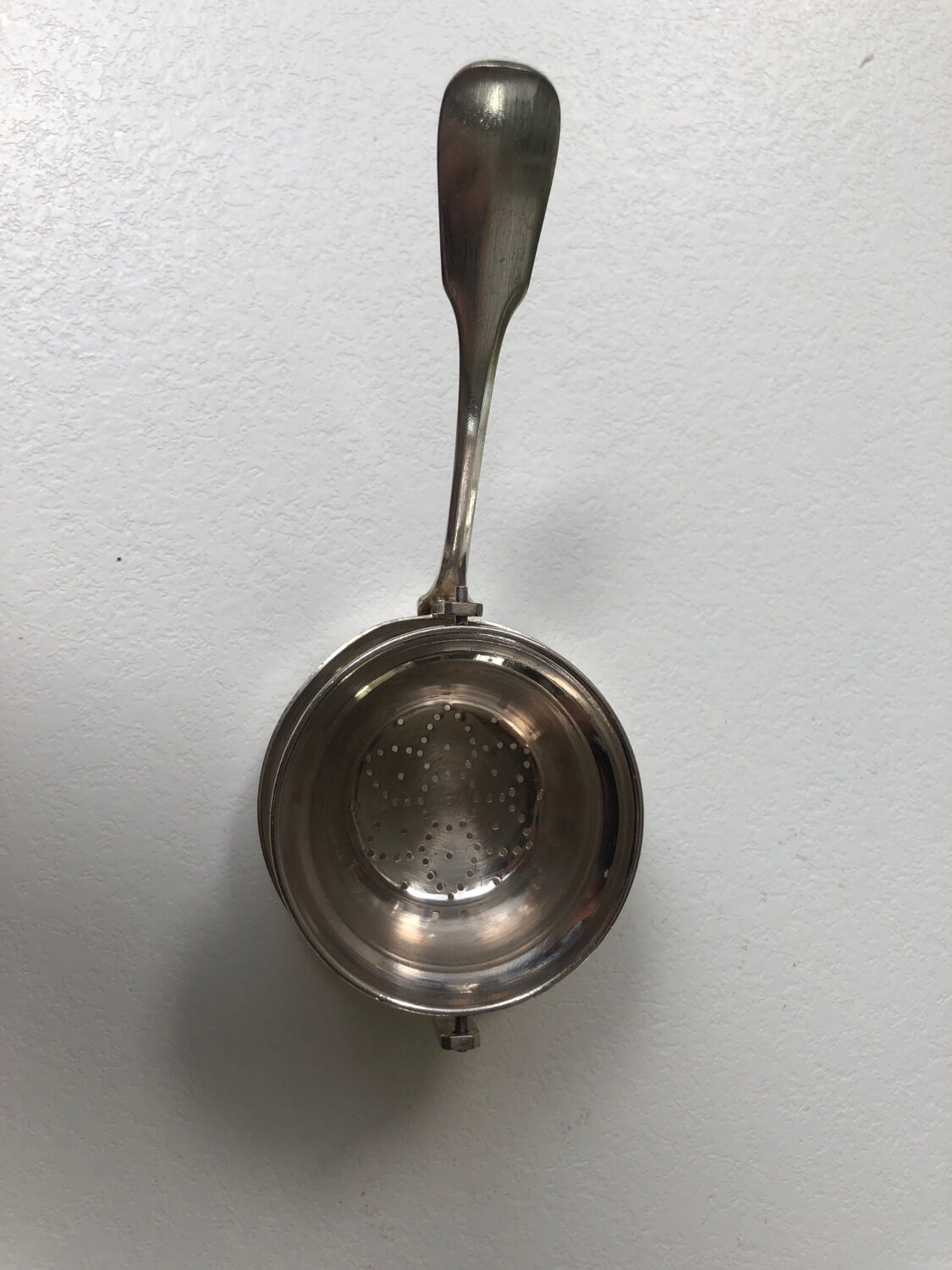 Silver Rocking Tea Strainer