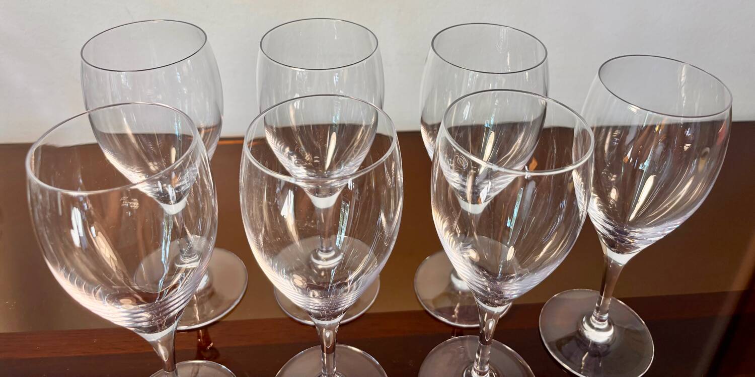 7 p. Bayel champagne glasses/wine glasses