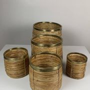 Set of 5 rattan pencil reed and brass plant holder baskets, Italy 1970s