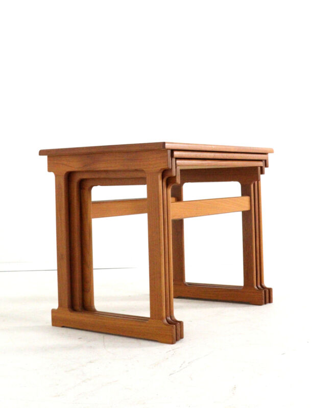 Trioh Denmark nesting tables 'Fugdal'