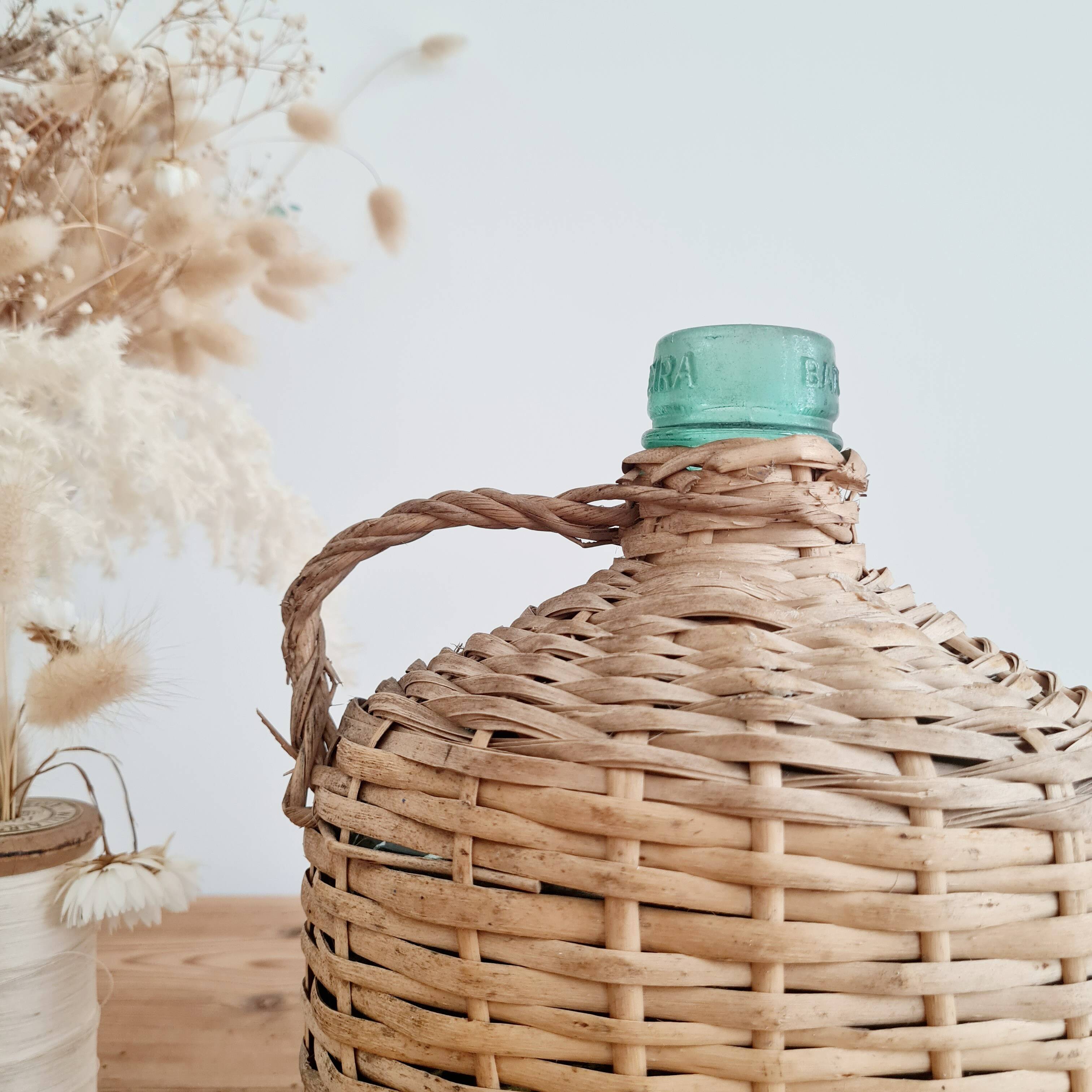 Glass and rattan demijohn carboy