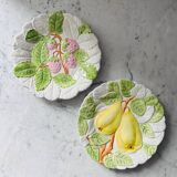 Paire d’assiettes en barbotine made in Italy