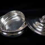 Silver-plated vegetable dish with matching tray – stamped