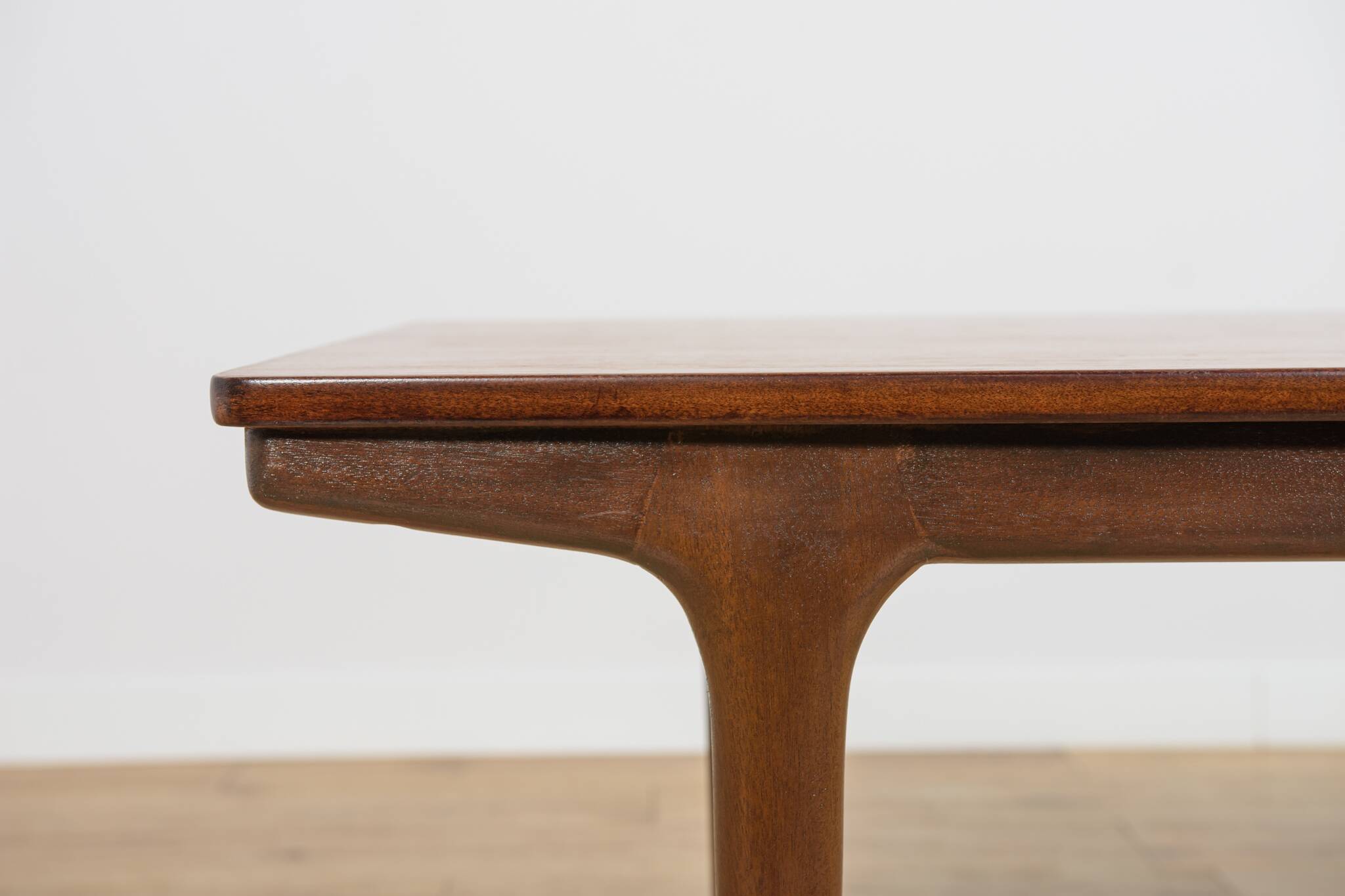 Table basse en teck de style mid-century de McIntosh, Royaume-Uni, années 1960.