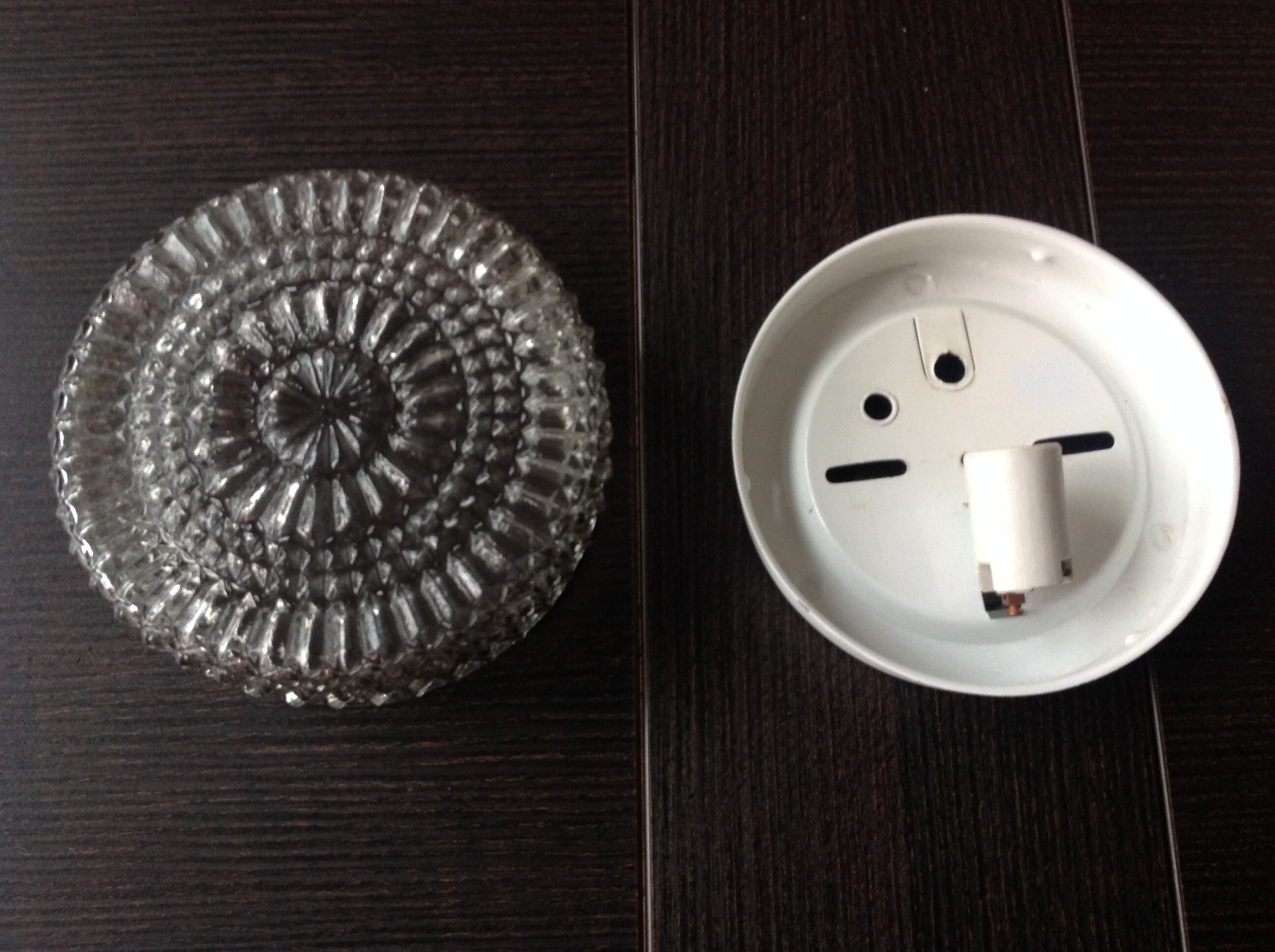Round ceiling lamp in structured glass vintage 60s-70s