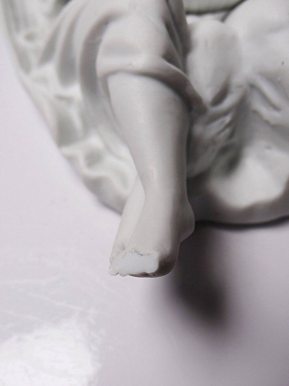 Fine bisque porcelain holy water font with two angels, antique, 1900-1930, Germany