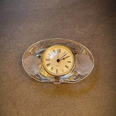 Vintage quartz crystal alarm clock