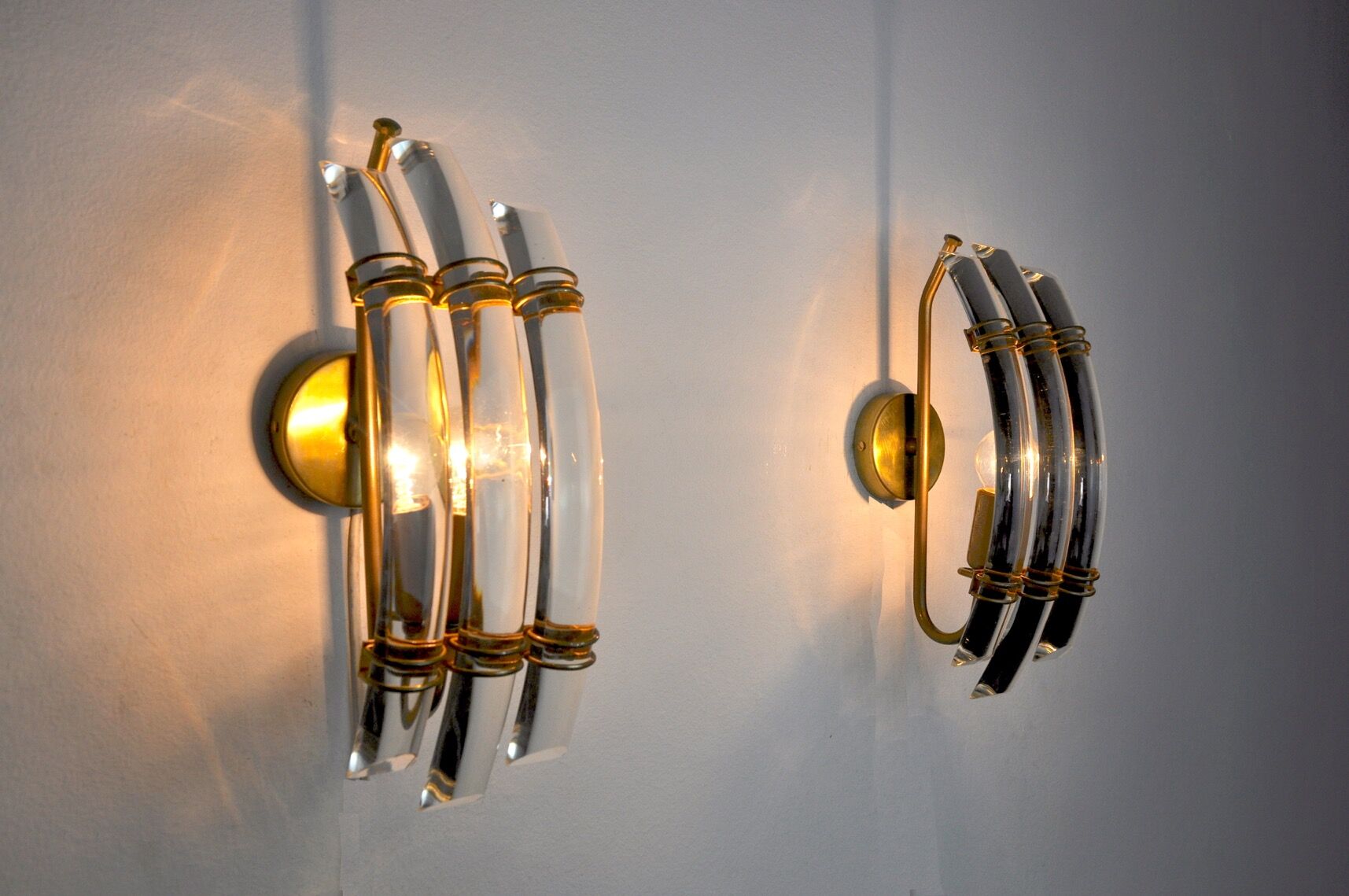 Pair of Venini wall lamps, Italy, 1970