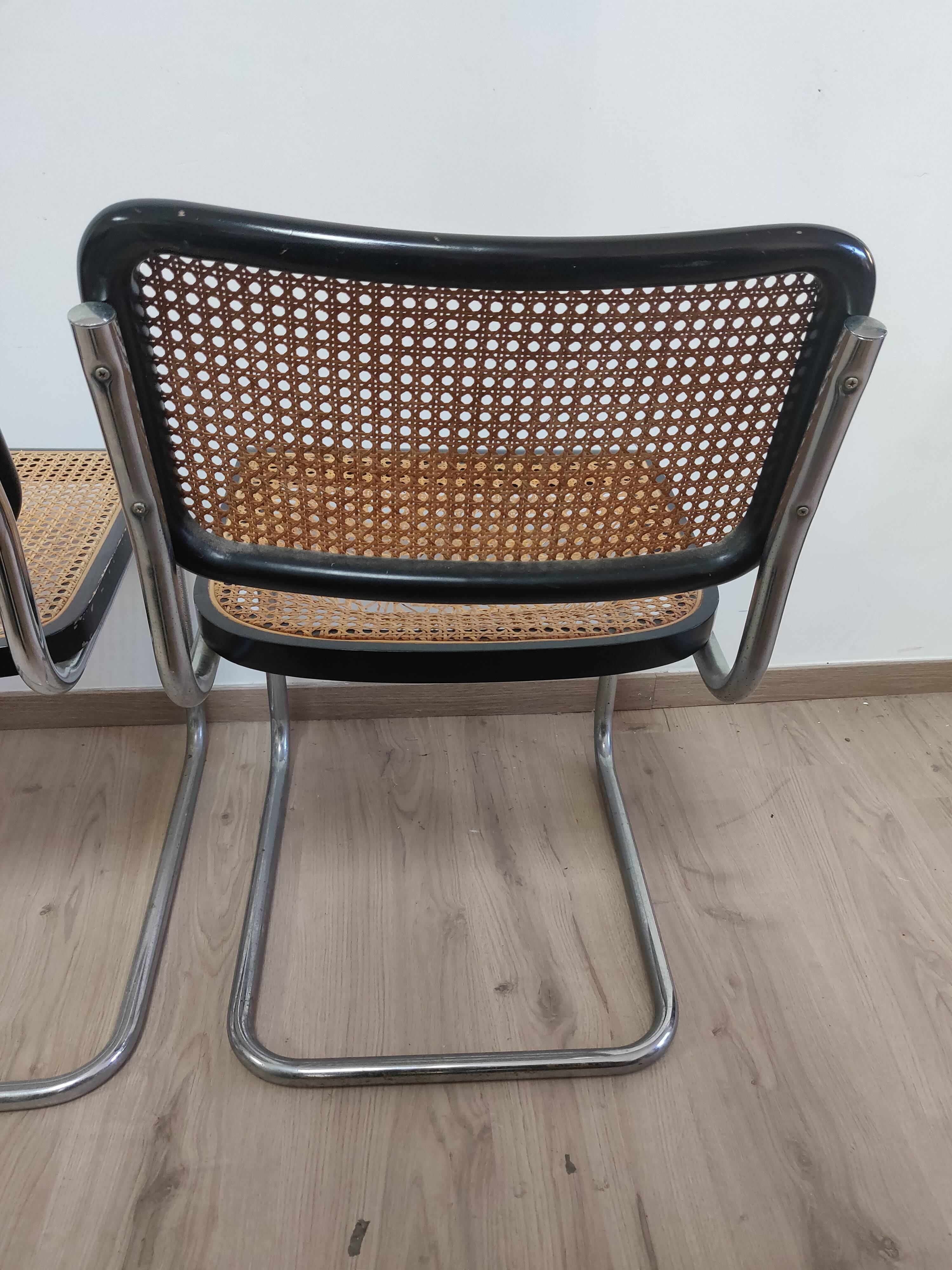 Trio de chaises par marcel breuer modele b 32