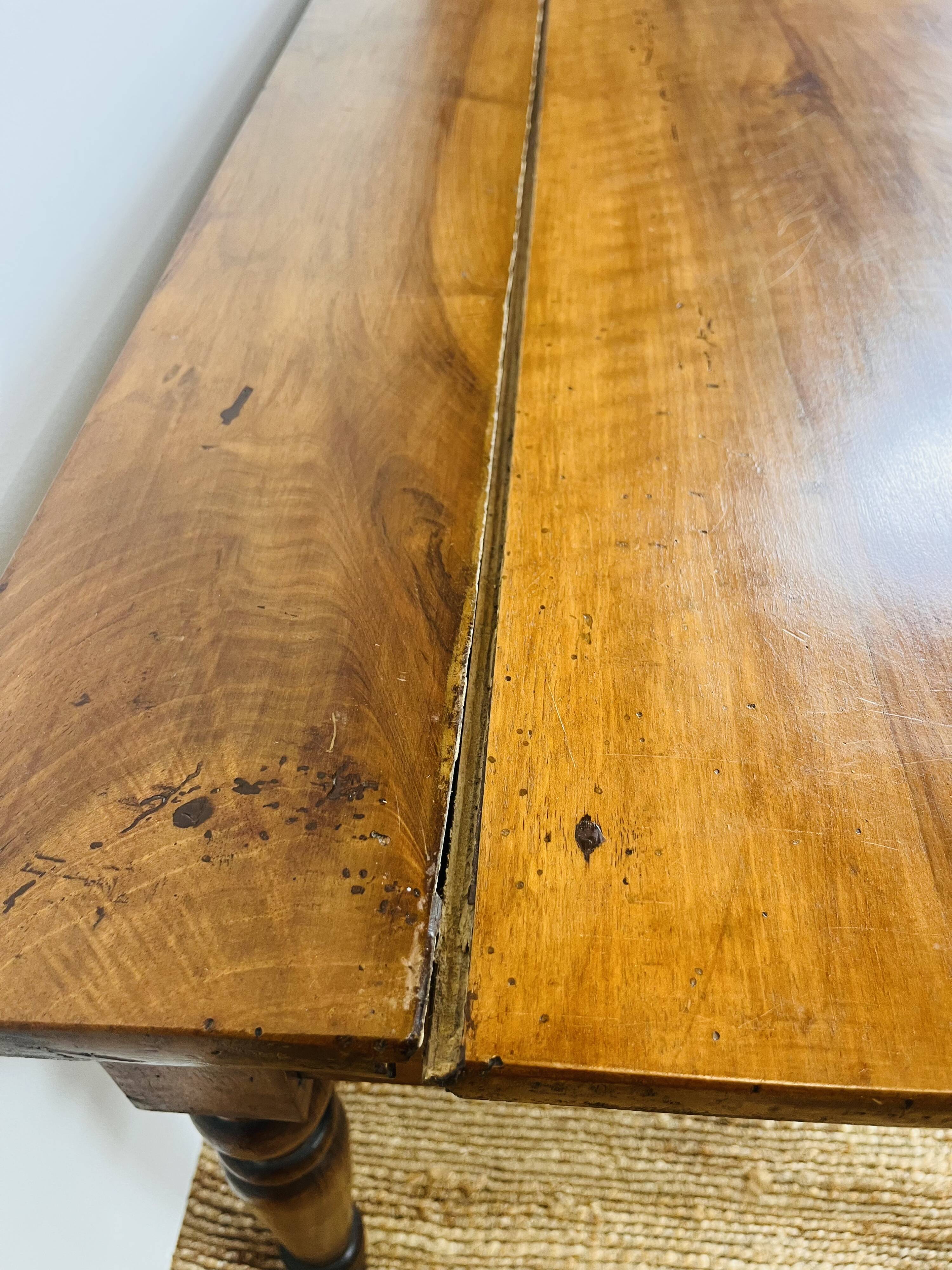Table de bistrot de style Louis Philippe