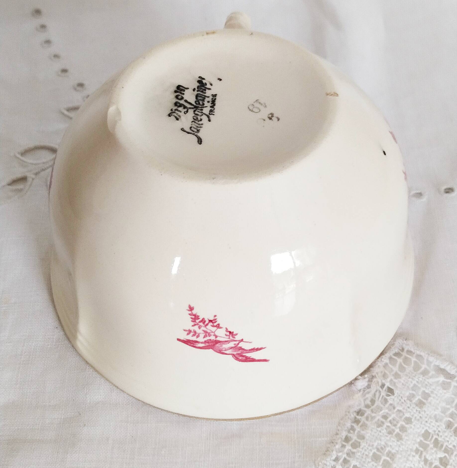 Digoin Sarreguemines pink tea/coffee cup