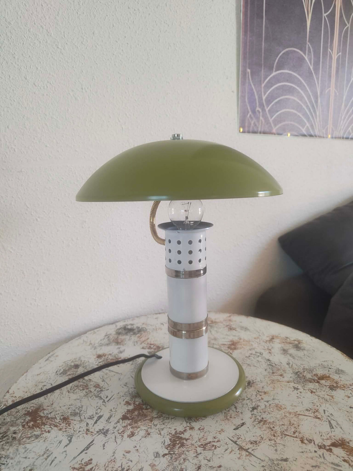 Olive green vintage lamp from the 1980s.