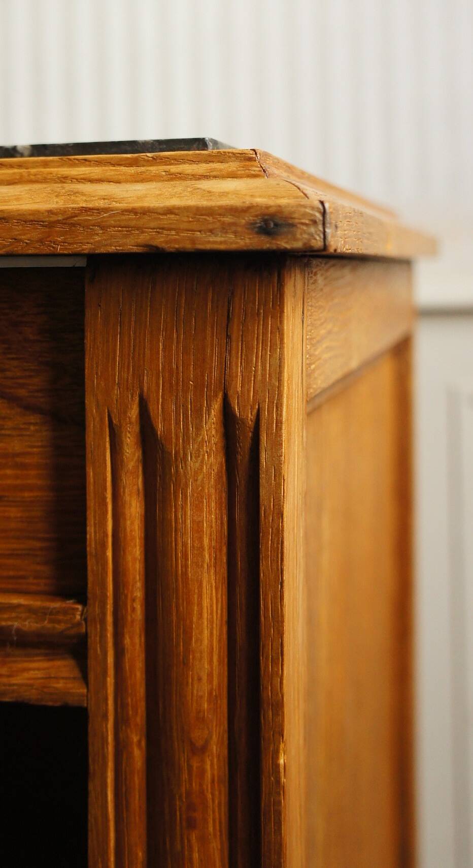 1930 bedside table in oak & black marble