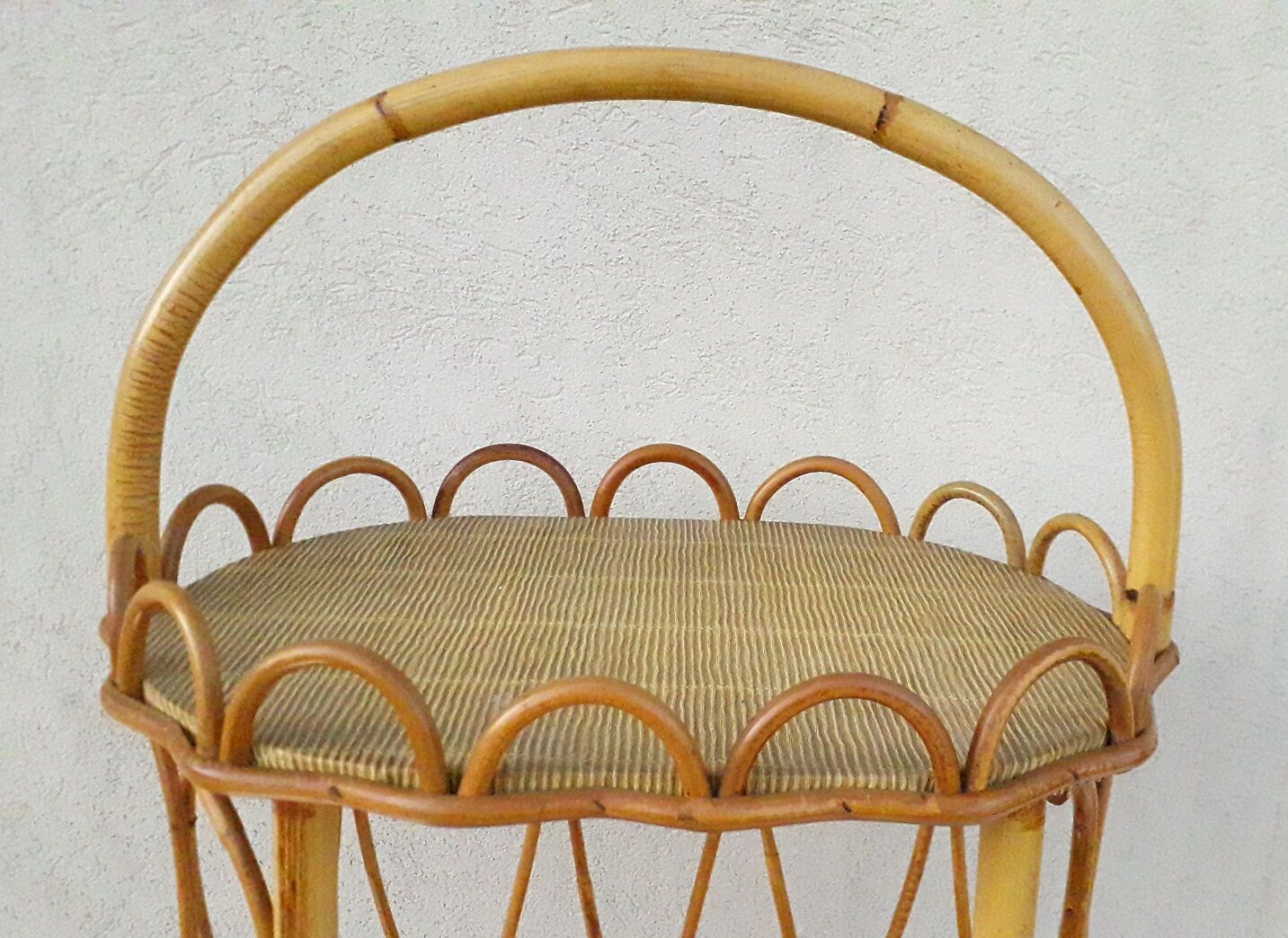 Rattan bottle holder bar basket