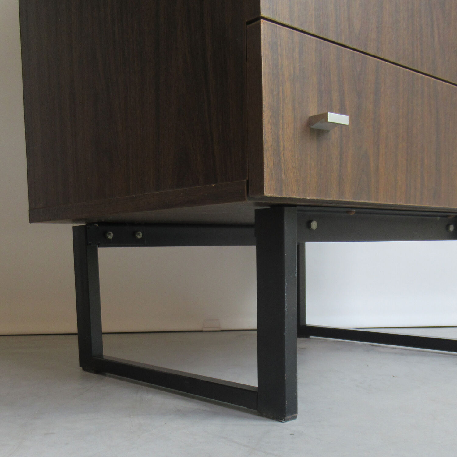 Writing desk "693" Pierre Guariche for Meurop  1960