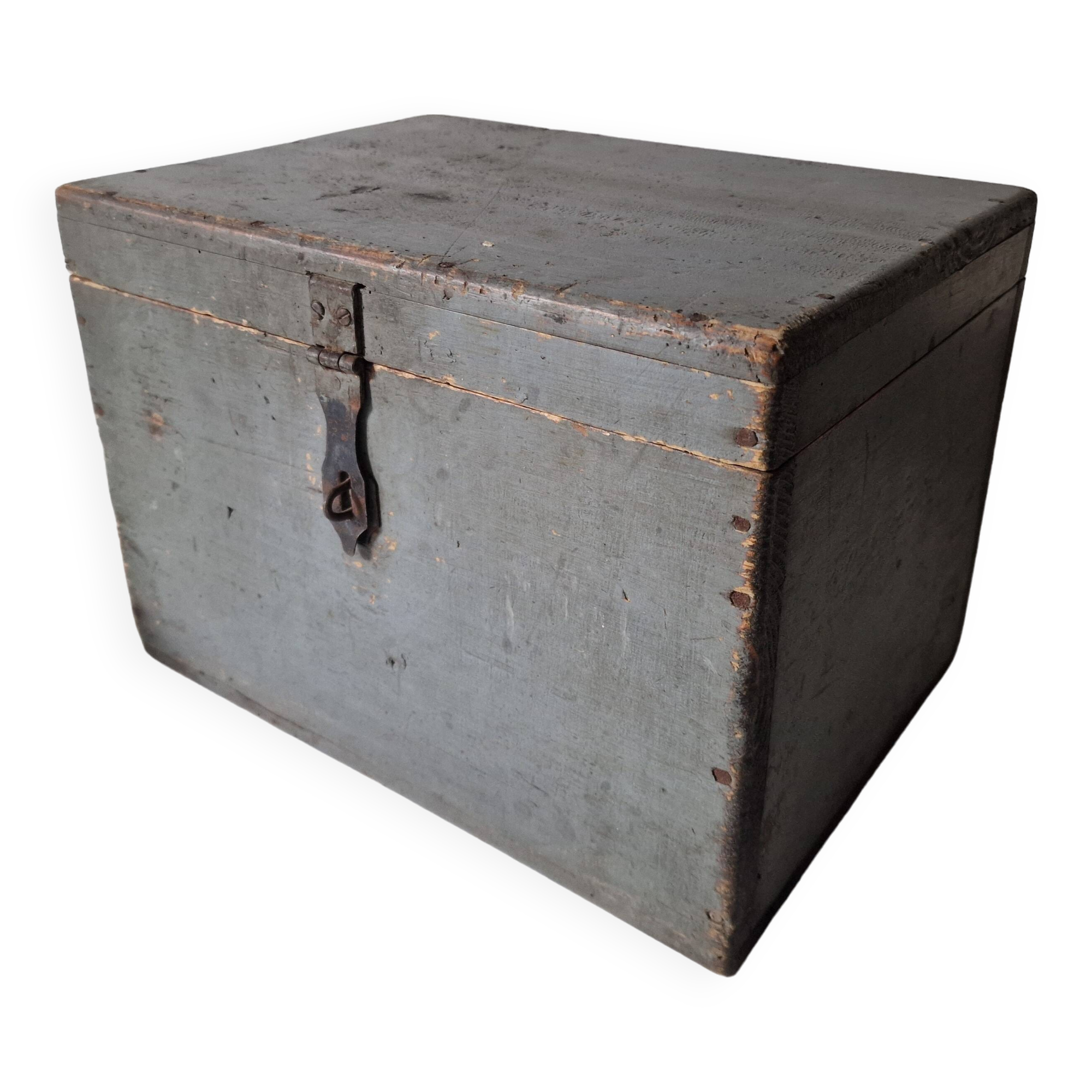Boite coffre en bois patinée grise