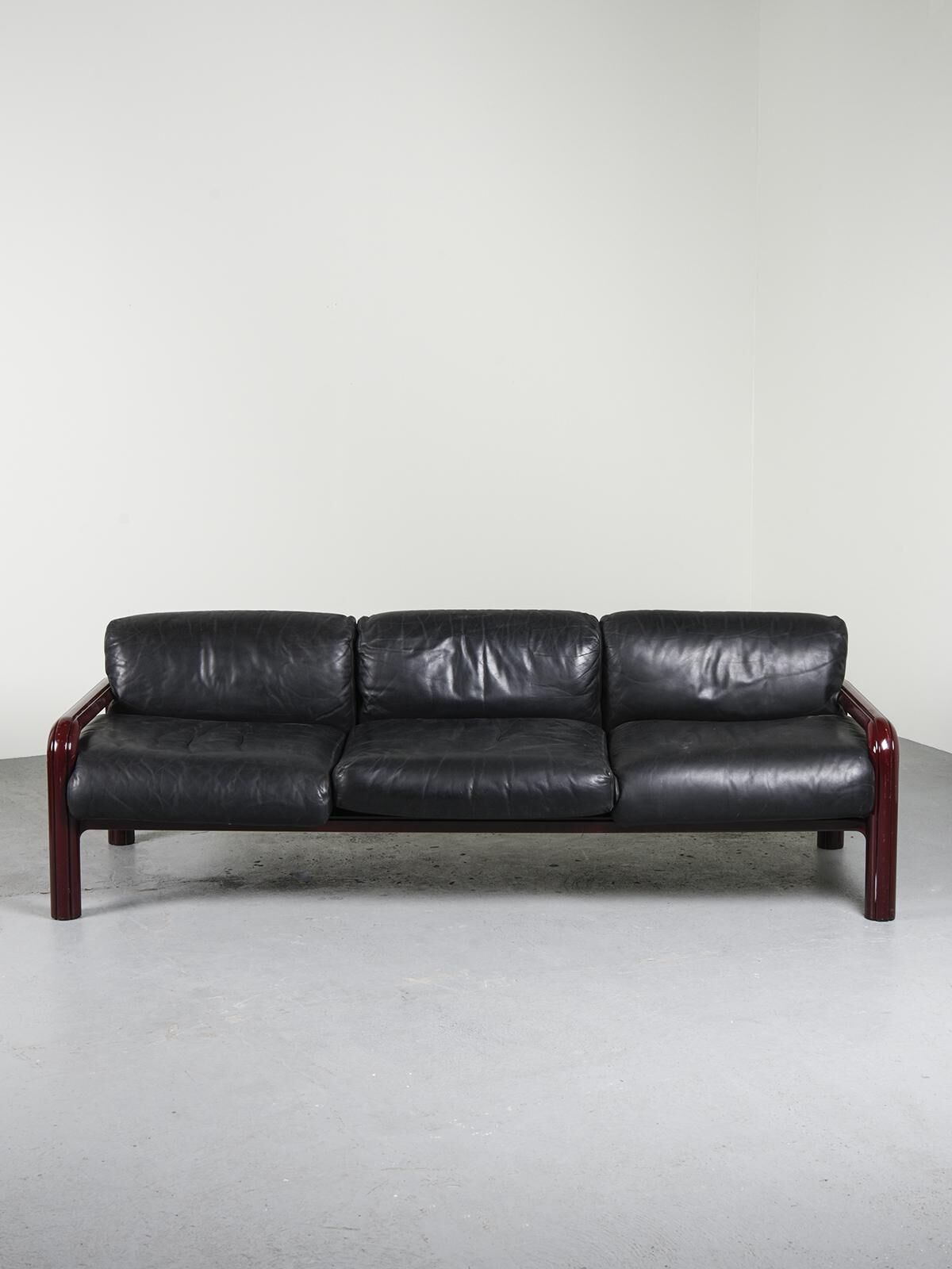 Canapé cuir 54A par Gae Aulenti pour Knoll, circa 1975