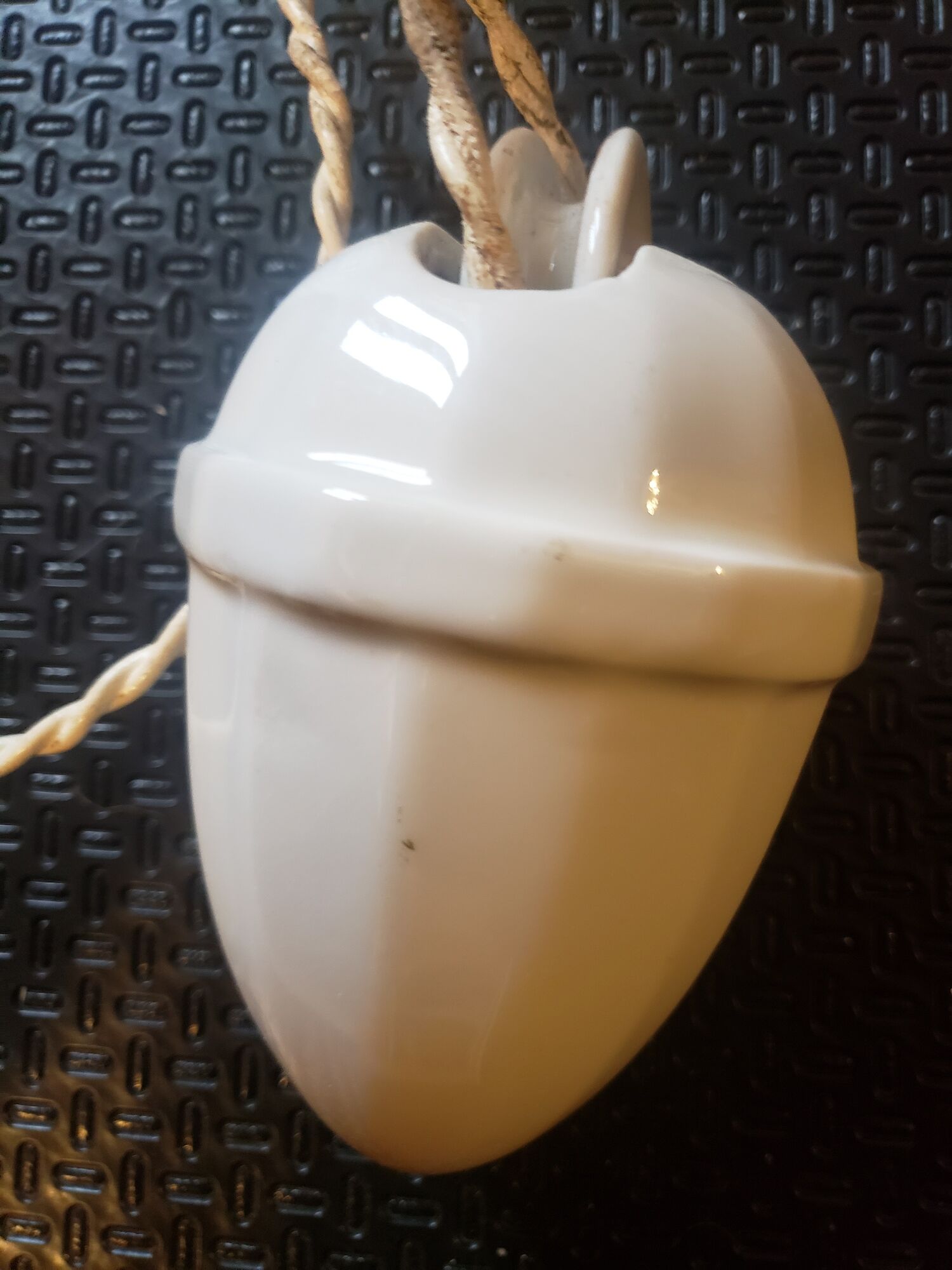 Ancient suspension up and down porcelain and white opaline