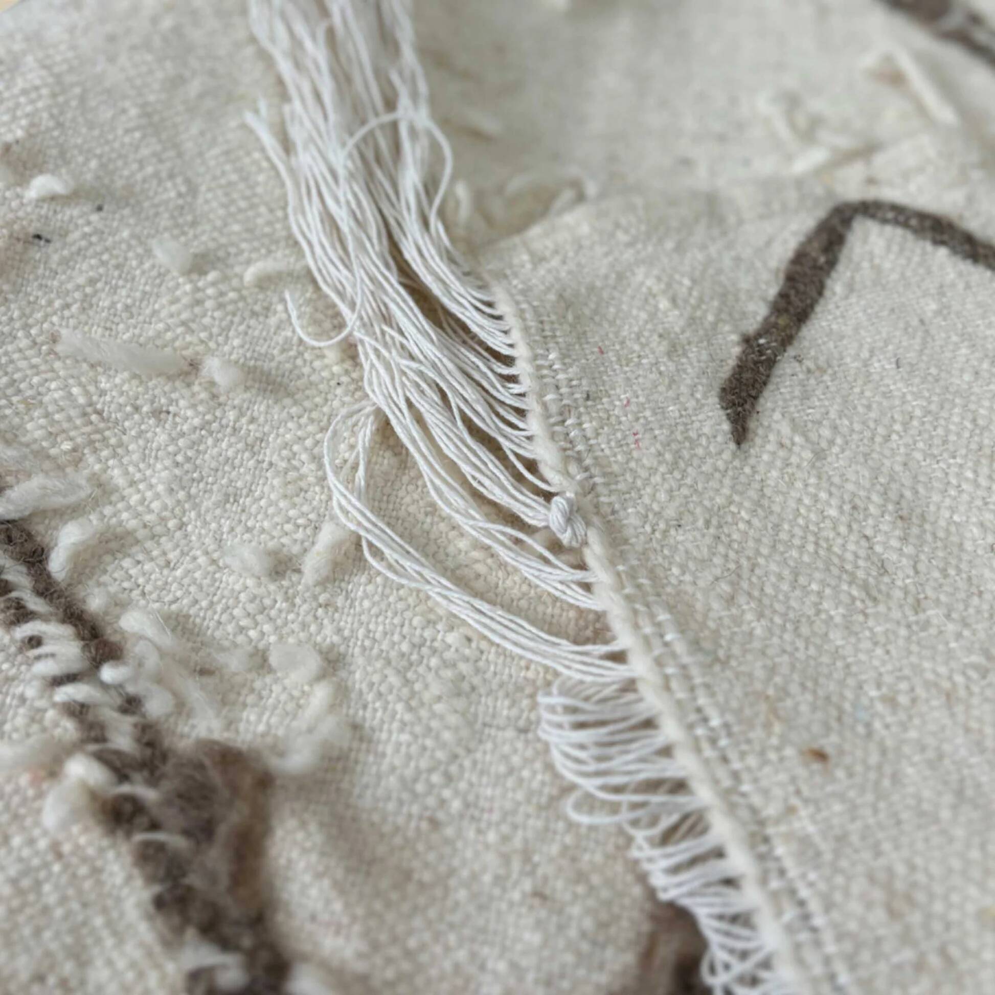 Authentic Beni Ouarain Berber Kilim rug • Natural wool