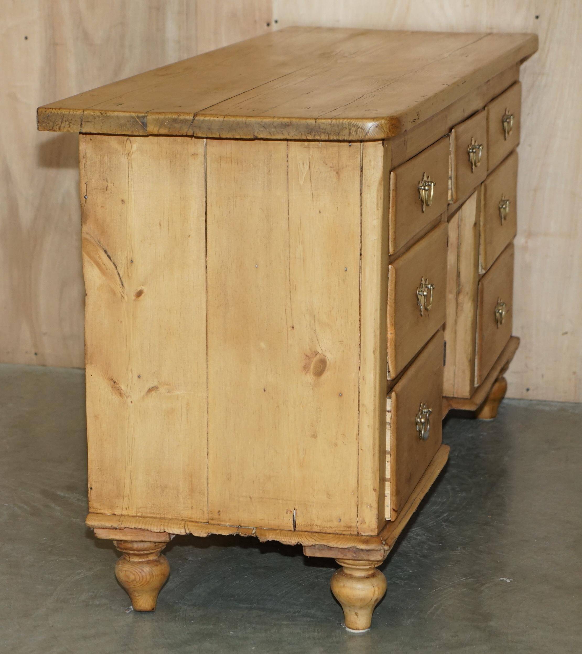 Restored Antique Régisseuse Buffet in Pine, Circa 1860
