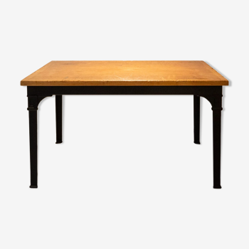 Reichsbahn table with workbench top