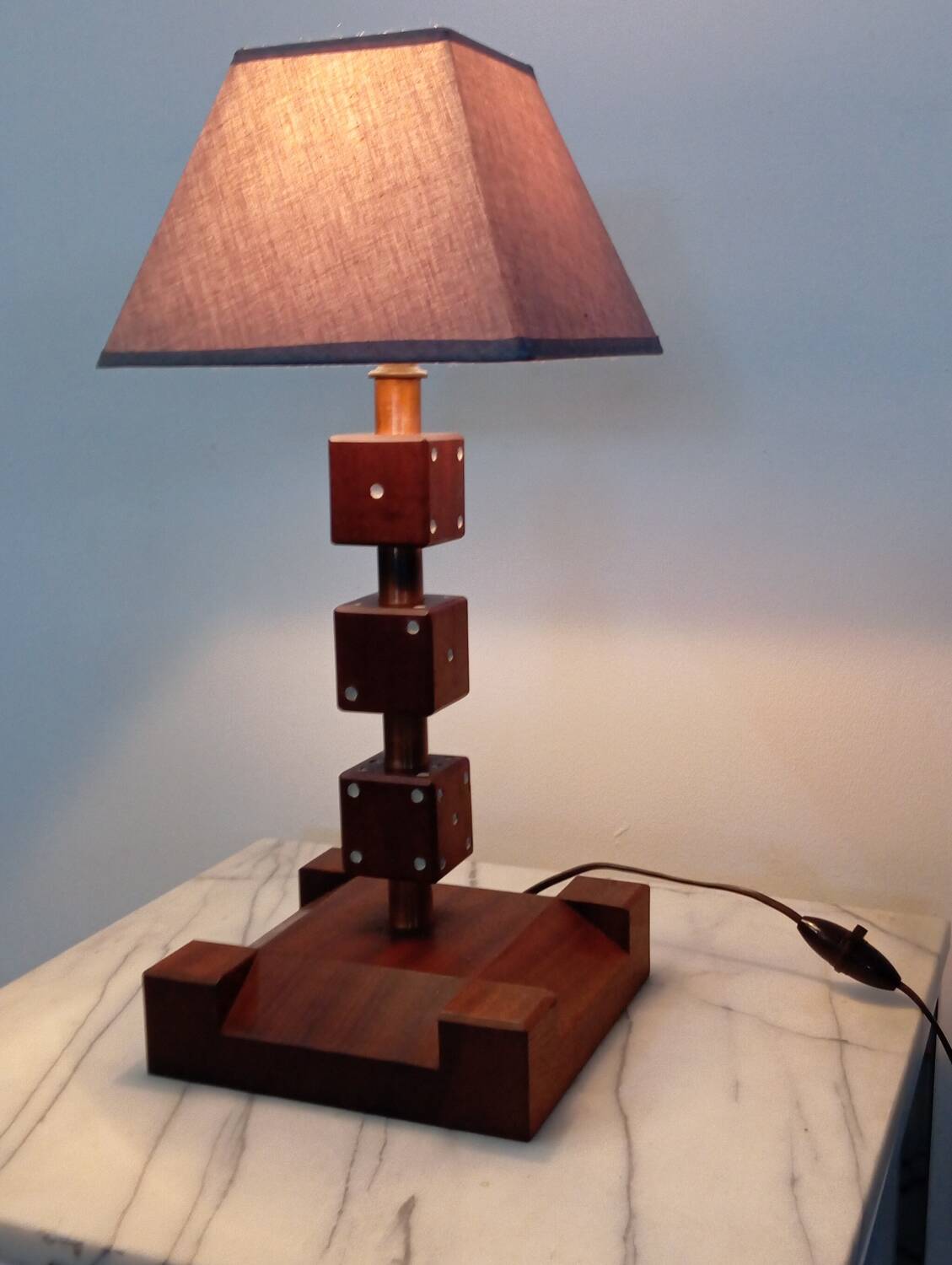 Lampe dès en bois vintage