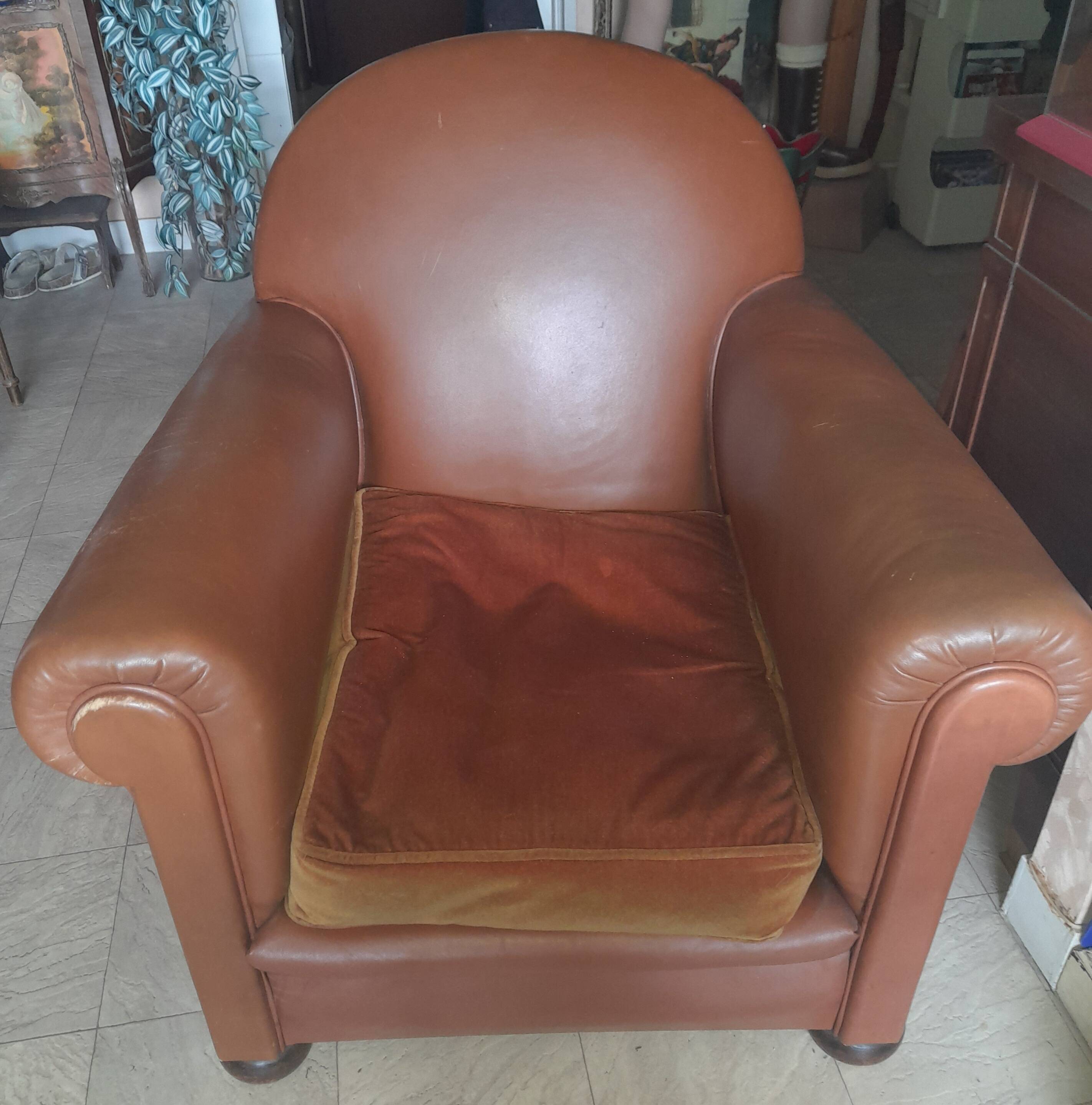 Leather club chair