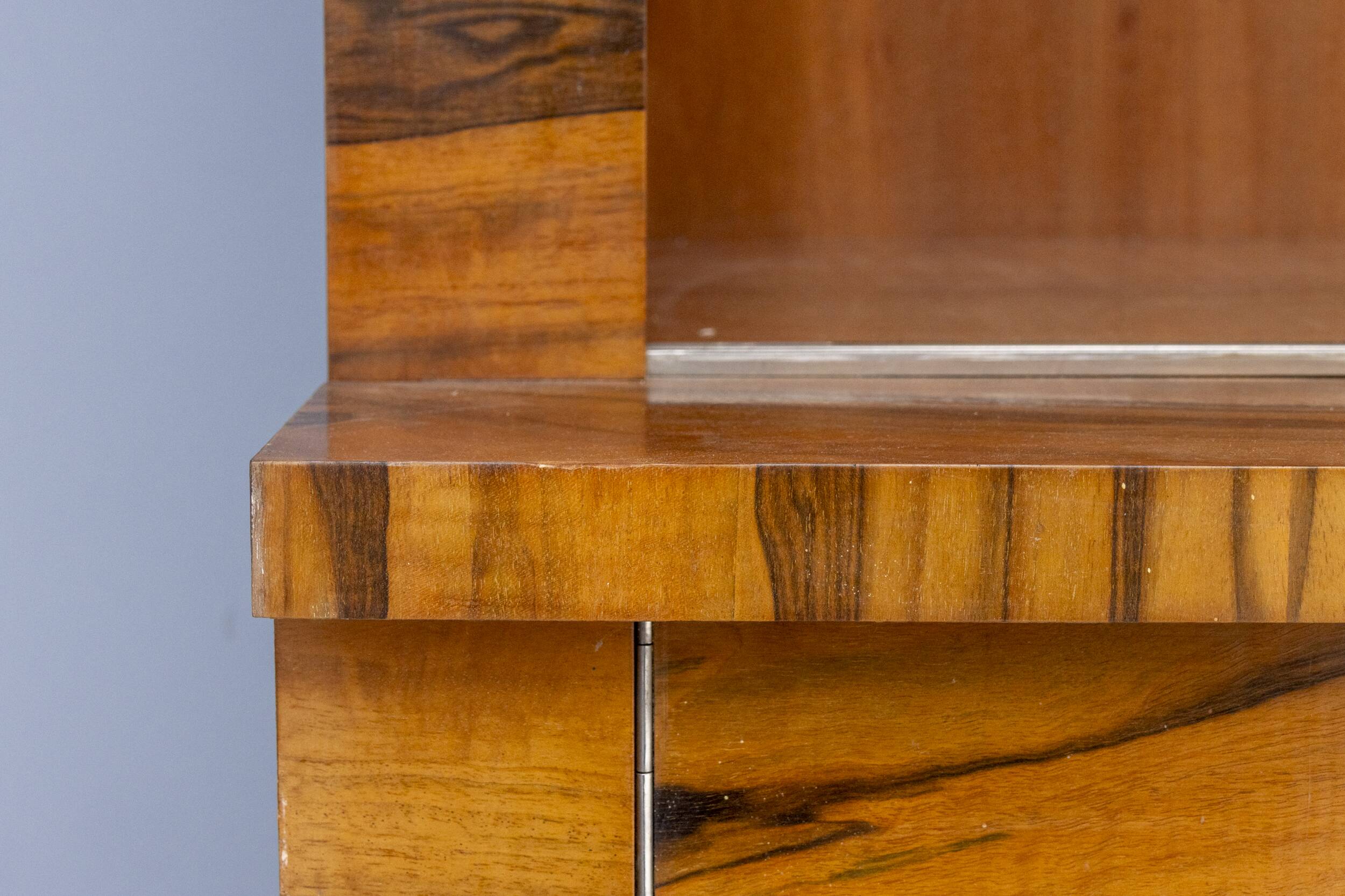 Grande bibliothèque Art déco, Tchécoslovaquie, années 1930