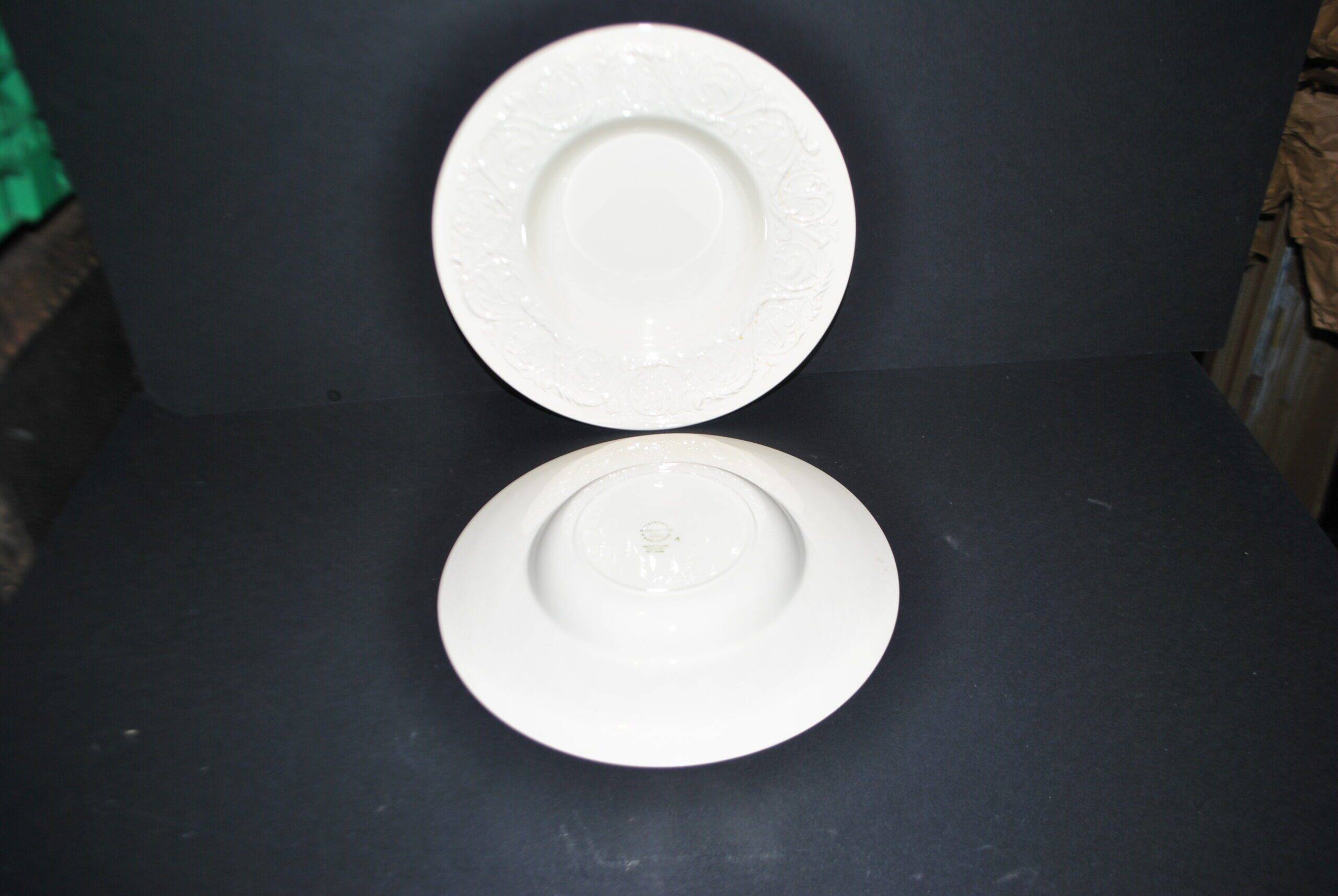 Wedgwood set of 2 pasta plates, Patrician garland, England