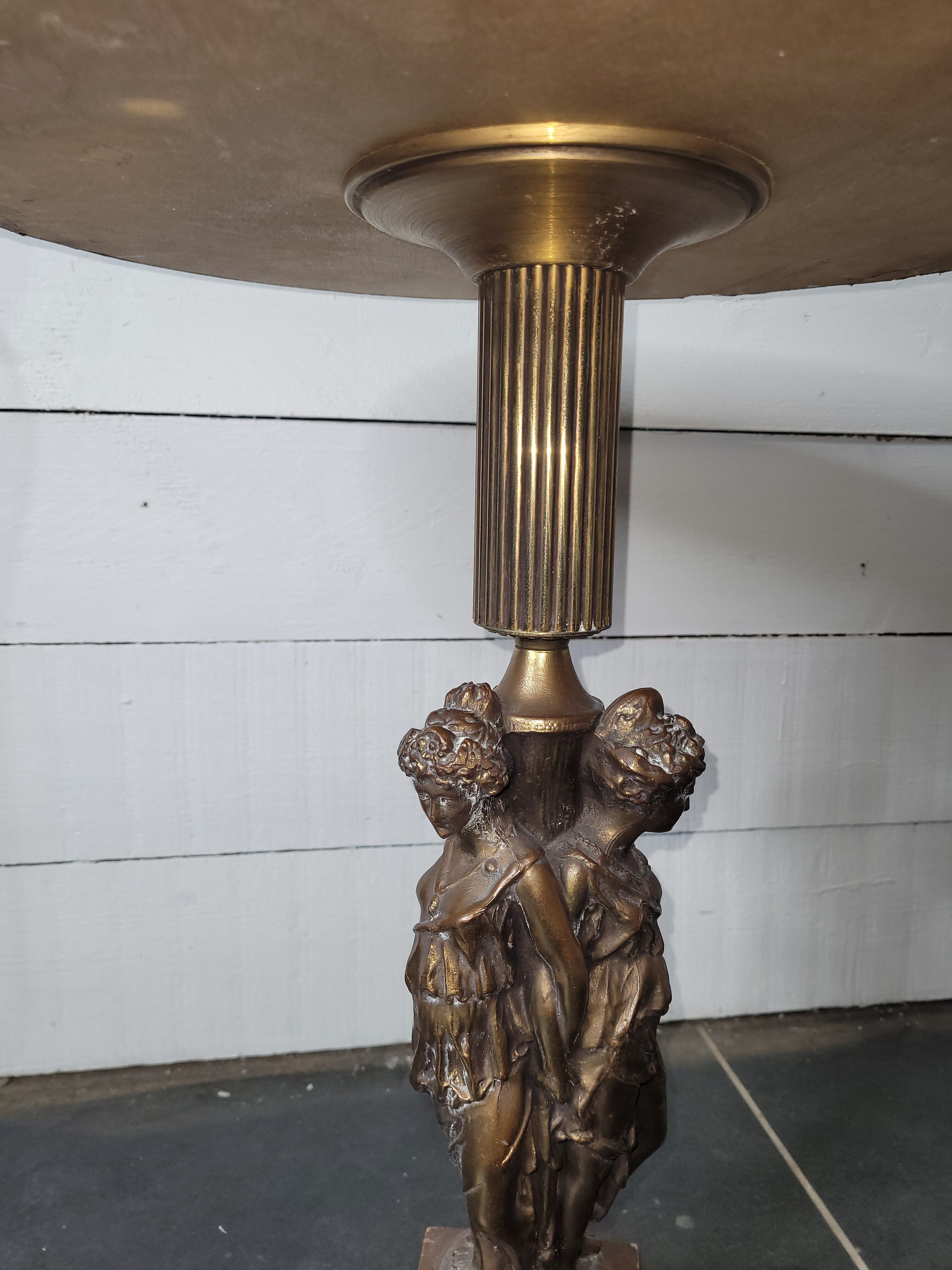 Table d'appoint style empire en bronze