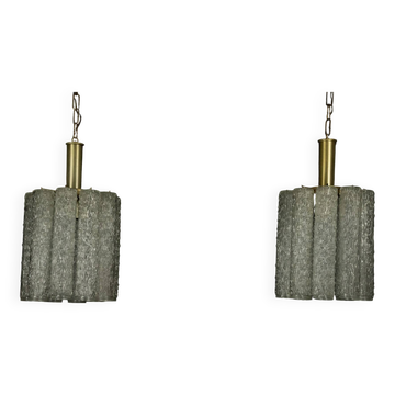 Paire de lustres en verre de Murano et laiton