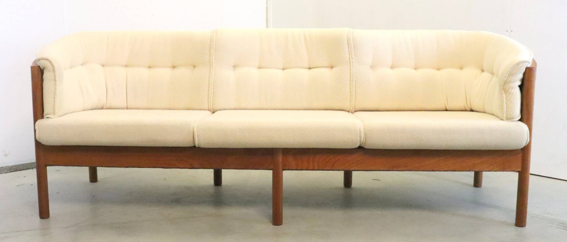 Vintage Nielaus mobler N100 bank