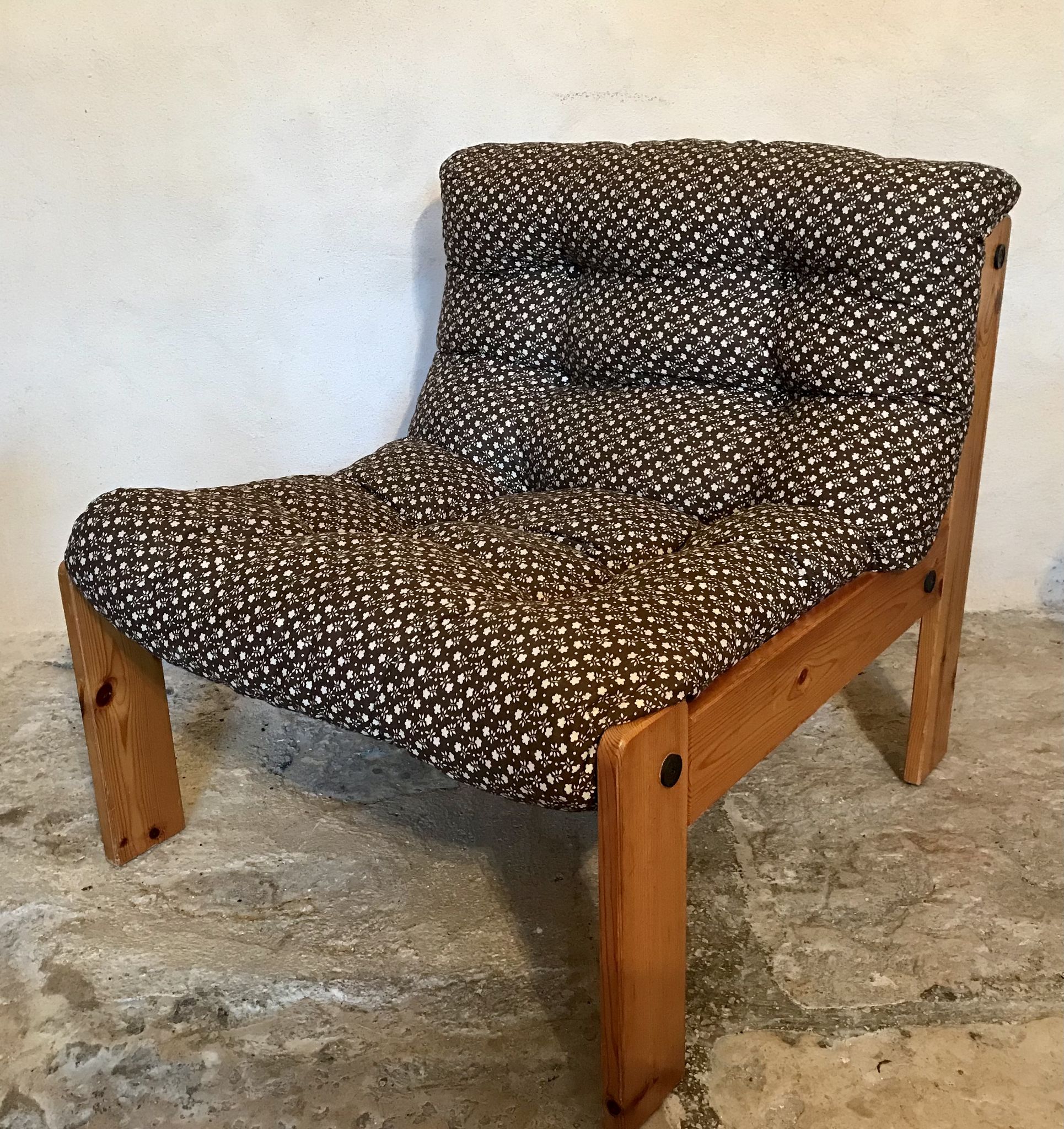 Vintage armchair in pine 1980's
