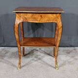 Petite table de salon en bois précieux, style louis xv – 1re partie xixe