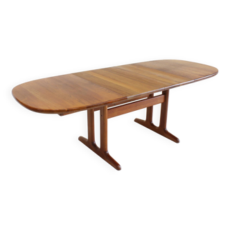 Table à manger ovale extensible en teck massif Glostrup, Danemark années 1960
