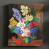 Spring bouquet table