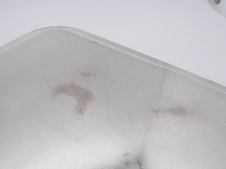 Small silver metal top