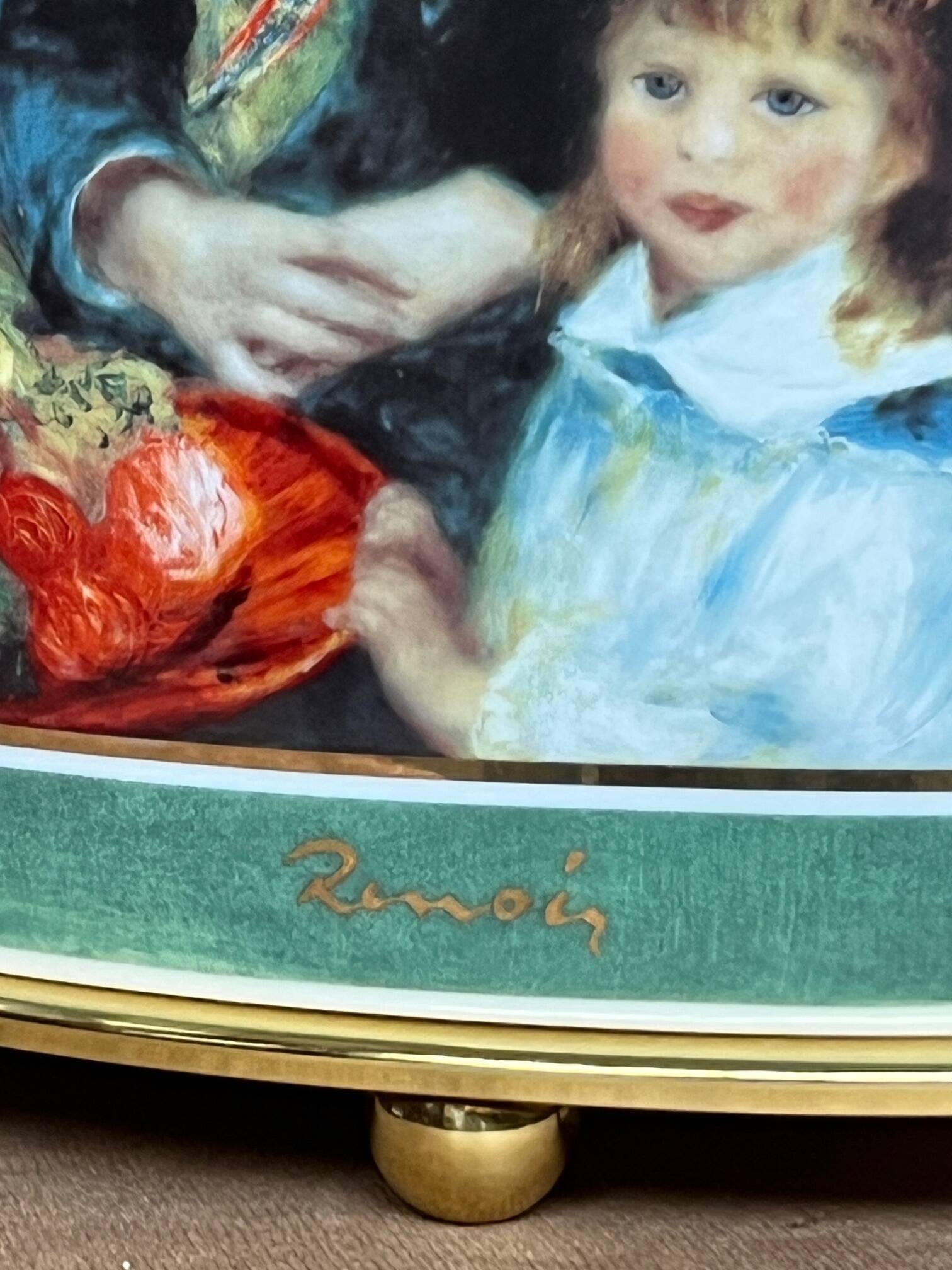 Pair of table lamps.