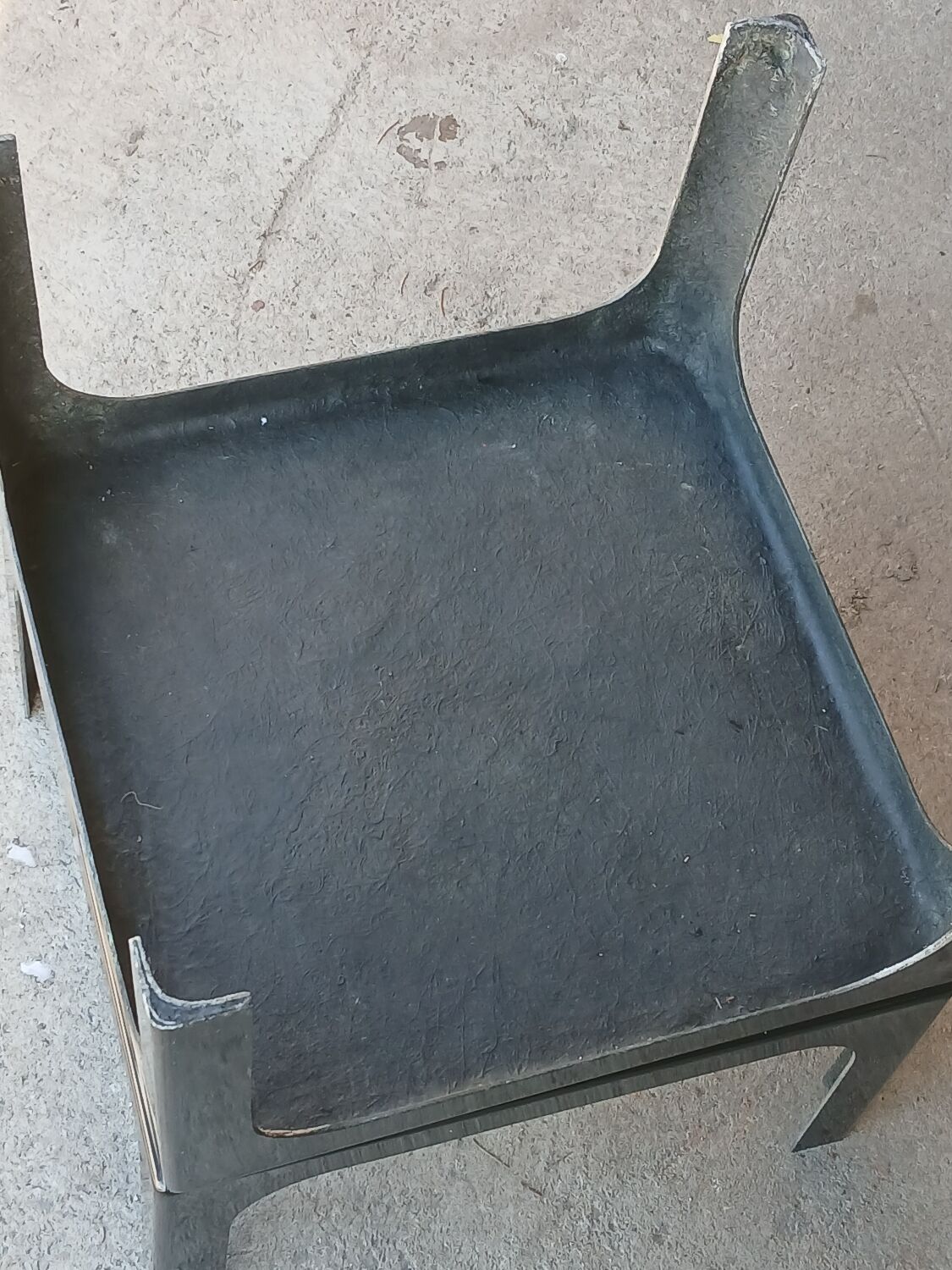 Pair of coffee tables in fibreglass, circa 1970.