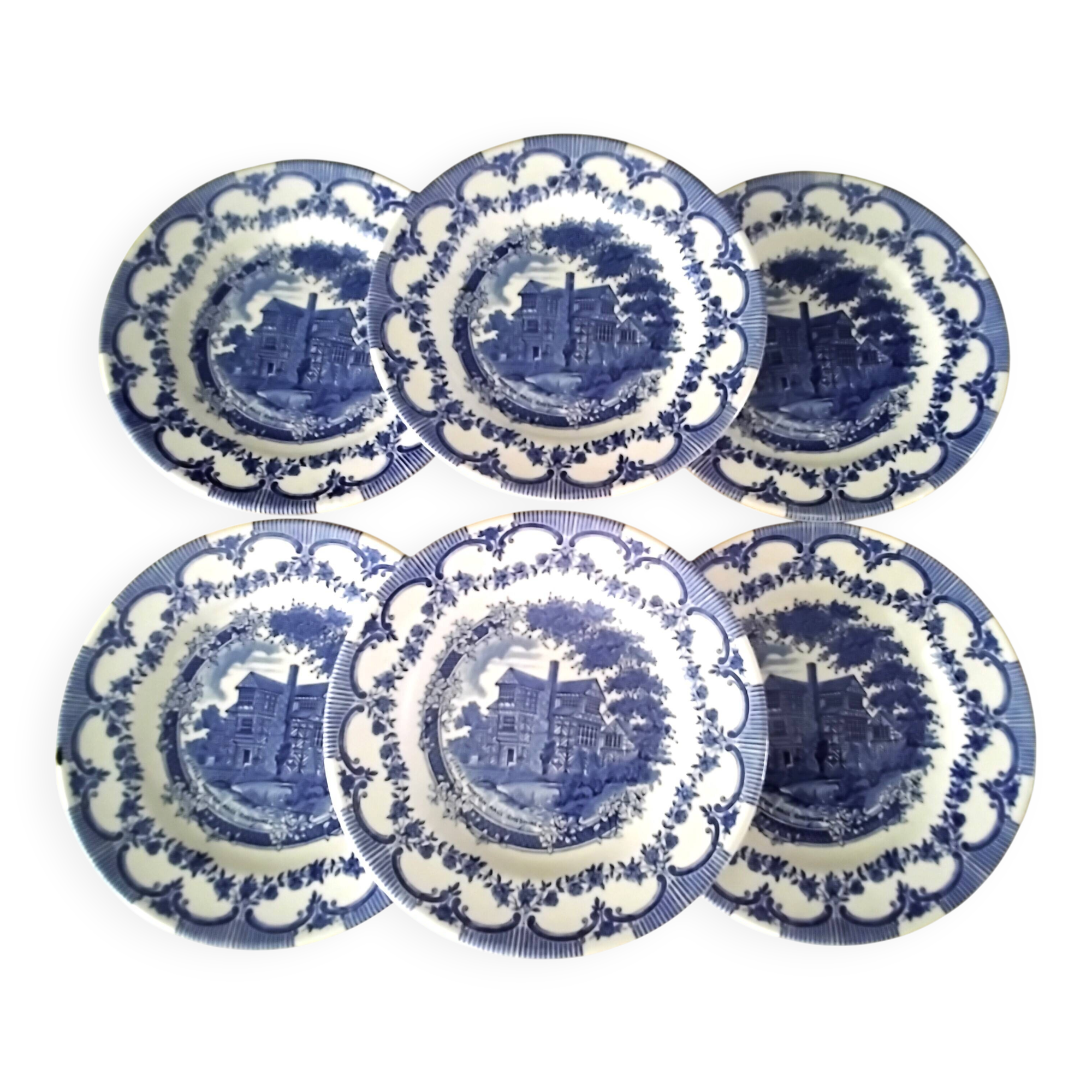 6 Assiettes à dessert en porcelaine Anglaise Staffordshire
